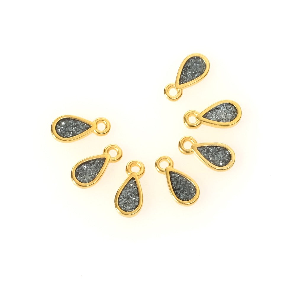 2 Pendentifs gouttes émaillé noir pailleté en Zamak doré 24K