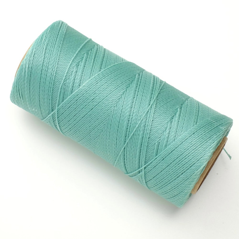 10 mètres de fil ciré Linhasita 0,5mm pour micro macramé - Vert menthe