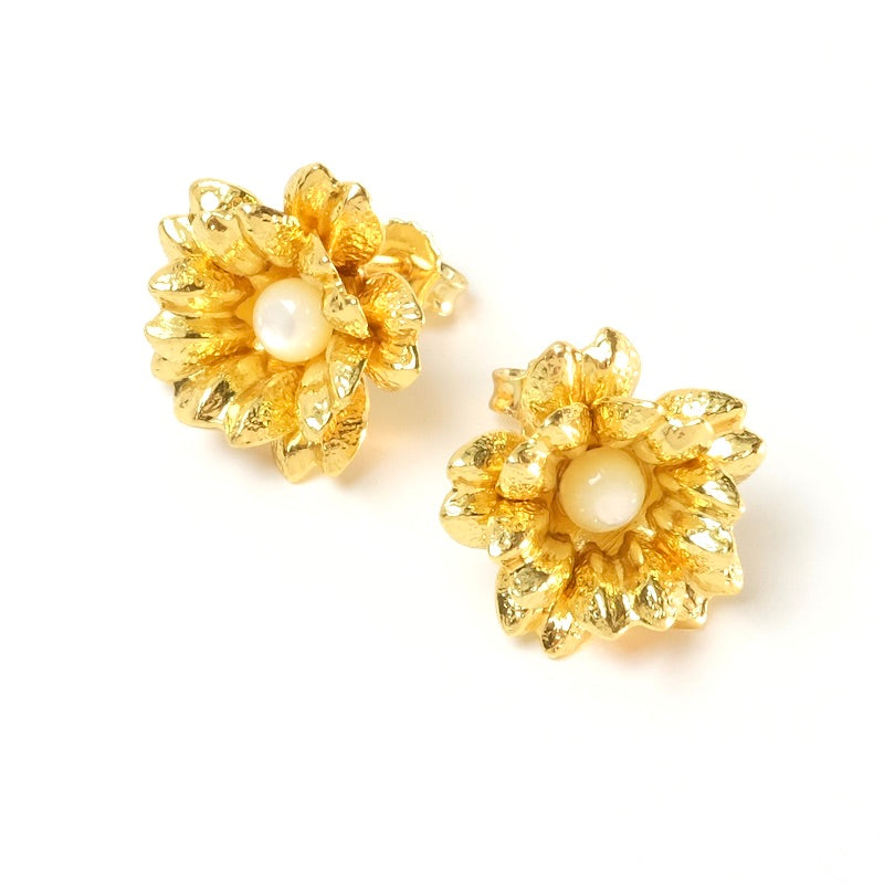 Boucles d'oreilles clous Fleurs en laiton doré à l'or fin 24K, la paire