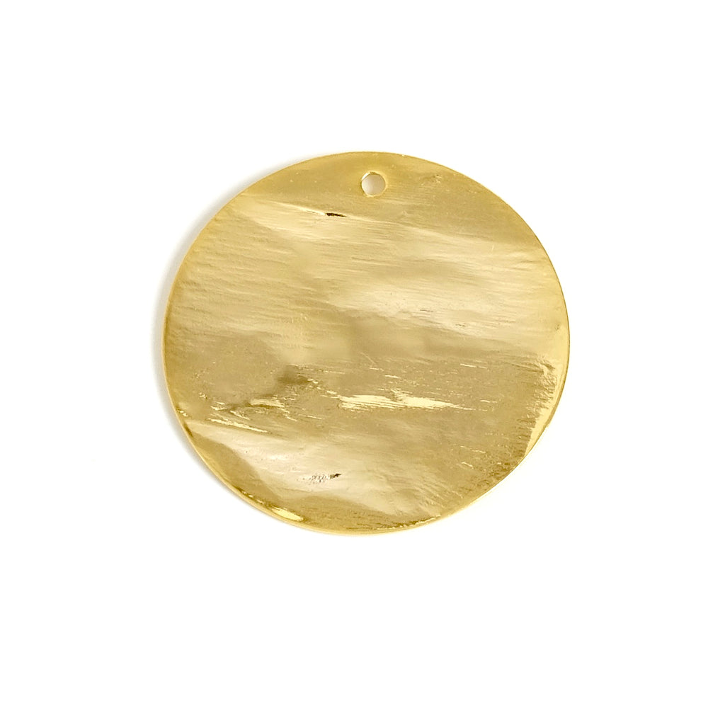 Pendentif martelé 30mm en laiton doré à l'or fin 24K